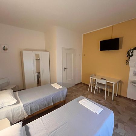 Hotel Parini Cesano Boscone Zewnętrze zdjęcie
