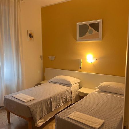 Hotel Parini Cesano Boscone Zewnętrze zdjęcie